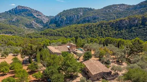 History and privacy at the precious Valldemossa History and privacy at the precious Valldemossa